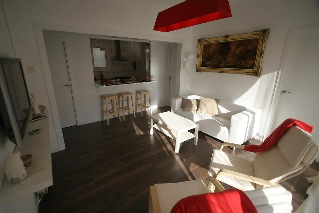 Near Clot & Sagrada Familia Apartment Barcelona 0*,